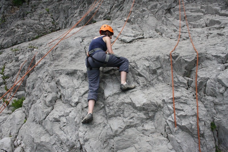 Village Camps International Summer Camp Leysin, Switzerland 2025-08-09 https://www.villagecamps.com/journals_admin/images/683-9-climb (6).jpg